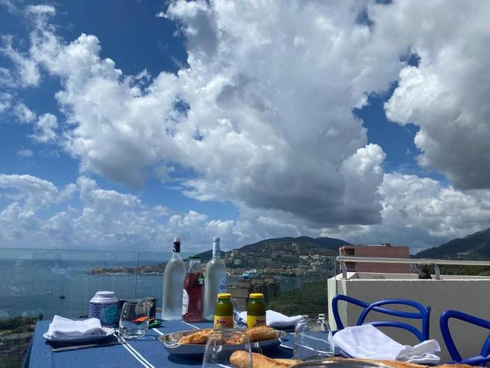 Chambre d’hôte pour 4 personnes, avec terrasse et vue à Ajaccio - 2