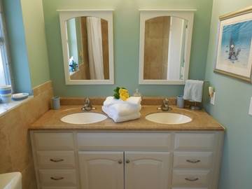 Vacation Home for 6 Guests in Marco Island, Collier County, Picture 2