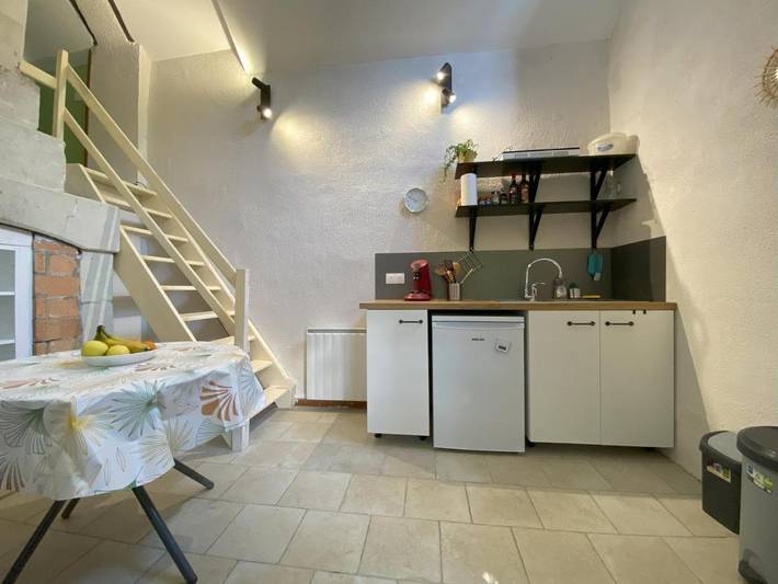 Location de vacances pour 2 personnes, avec jardin et vue à Huismes - 3