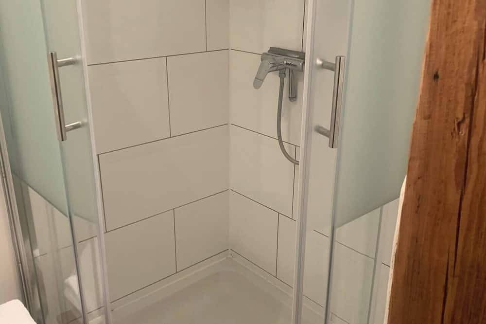 Ganze Wohnung, Große Wohnung im Landhaus Labes in Stechlinsee, Stechlin