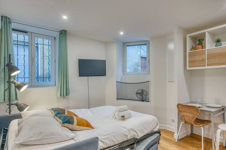Ganze Wohnung, La Dune - portes de Lyon - Wifi inclus in Sainte-Foy-lès-Lyon, Lyon und Umgebung