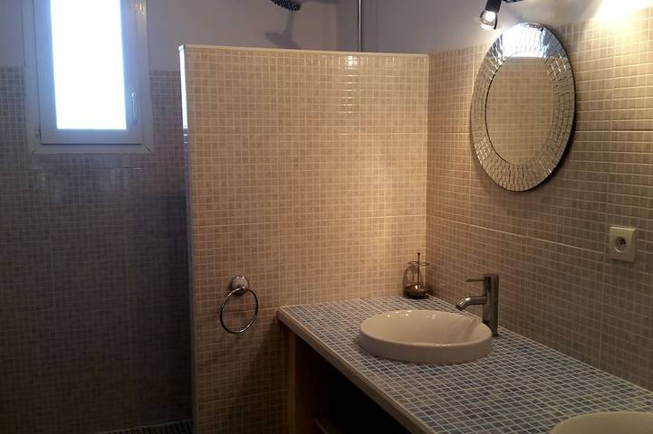 Location de vacances pour 6 personnes, avec terrasse et jardin à Thézan-des-Corbières - 4