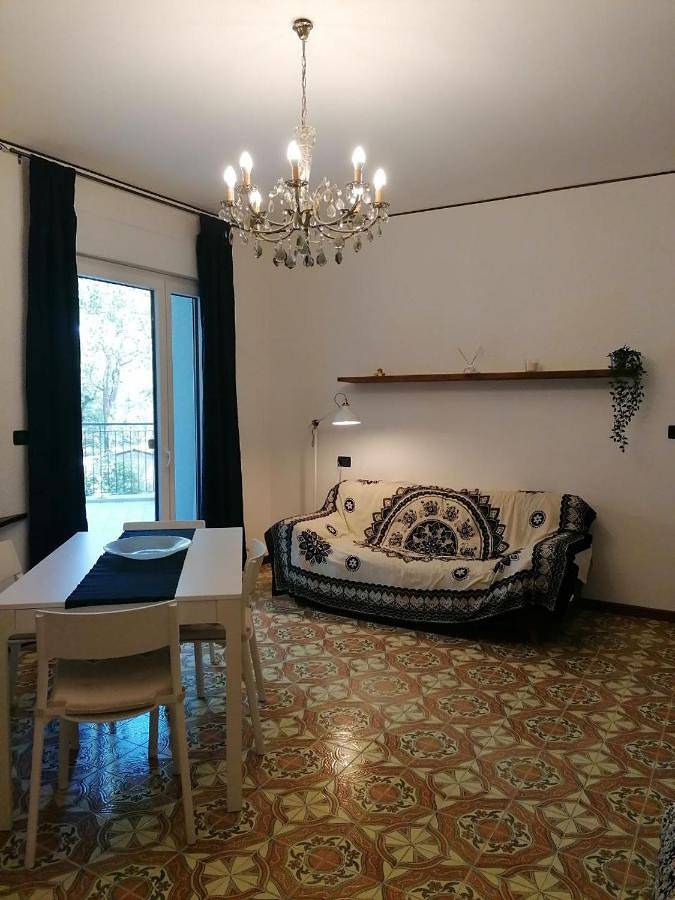 Ferienwohnung für 5 Personen, mit Balkon und Terrasse sowie Ausblick in Monfalcone