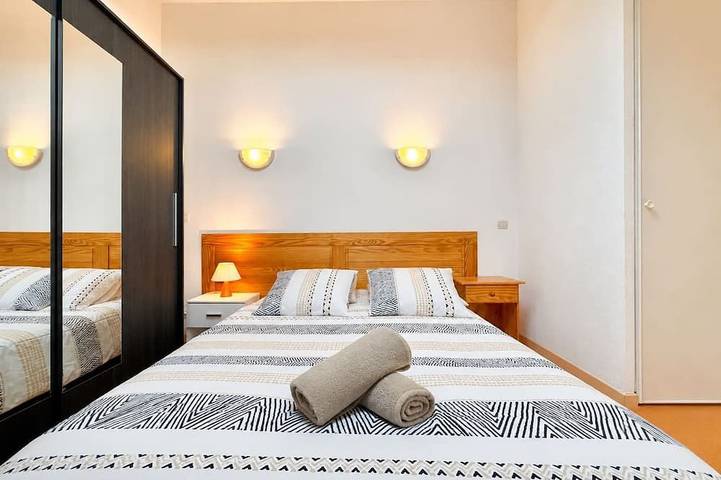 Entire apartment, Jardin de la Vaunage, Pool & Nature, Sleeps 4 in Calvisson, Mediterranean Coast (France)