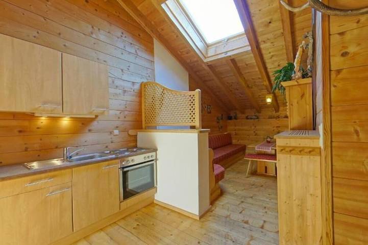 Hütte für 6 Personen, mit Balkon und Garten in Untersberg