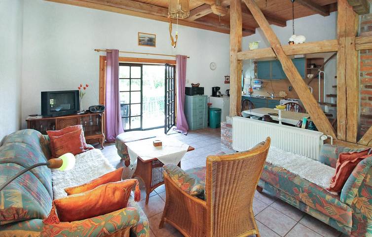 Ferienhaus für 3 Personen, mit Terrasse und Garten sowie Seeblick in Jabel - 3