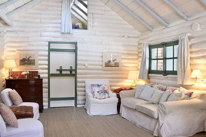 Auténtico chalet en el corazón de la naturaleza, al borde del bosque de Rambouillet. in Adainville, Yvelines