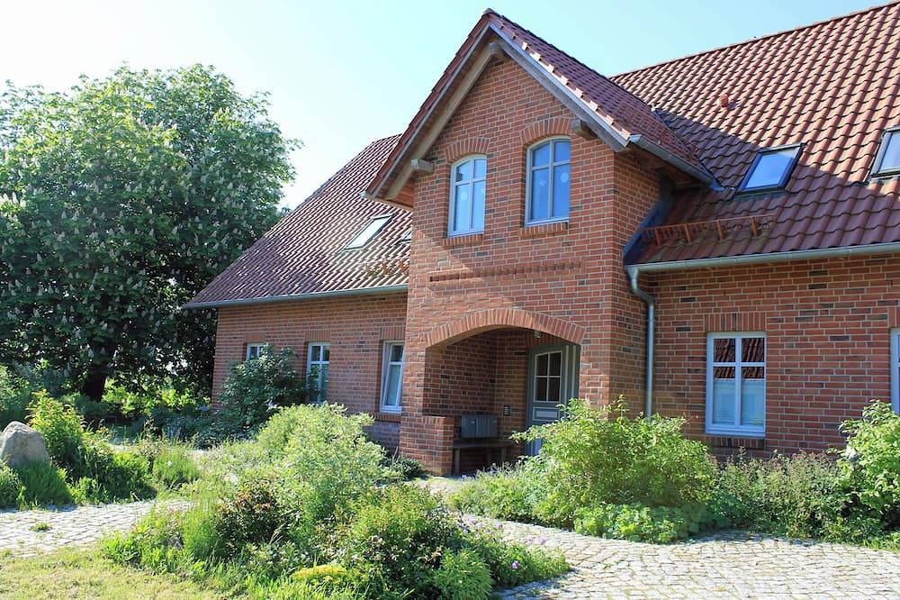 Ganze Wohnung, Ferienwohnung Teichrose Landurlaub an der Mecklenburgischen Ostseeküste in Heiligenhagen, Satow