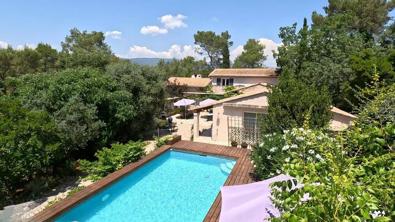 Double Room with Private Bathroom in Saint-Paul-en-Forêt, Région de Draguignan