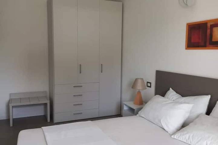 Ferienwohnung für 4 Personen, mit Terrasse und Garten sowie Pool in Garda - 2