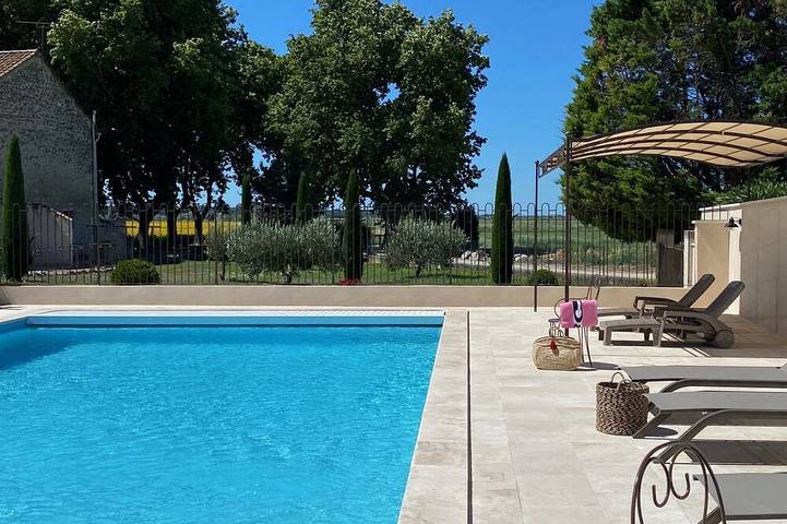 Gîte pour 4 personnes, avec Jardin et Piscine