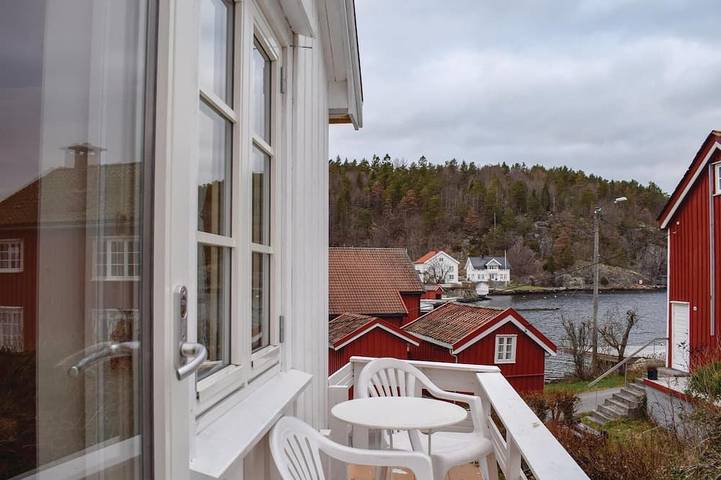 Schönes Haus in Staubø mit Meerblick in Arendal