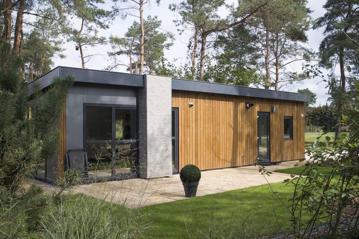 Ferienhaus für 4 Personen, mit Pool und Garten sowie Terrasse - 1