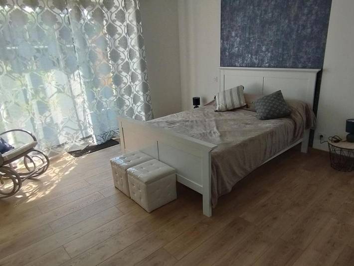 Location de vacances pour 7 personnes, avec jardin à Bournand - 3