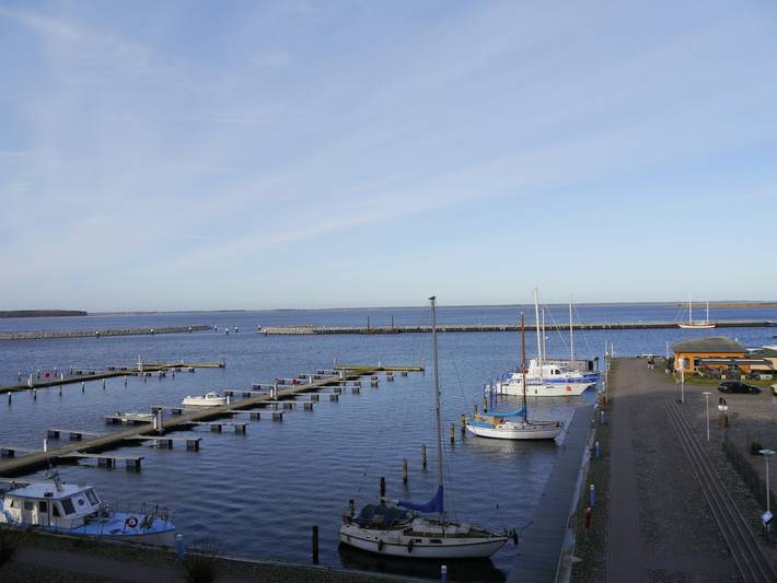 Ferienwohnung für 3 Personen, mit Balkon und Seeblick in Barth