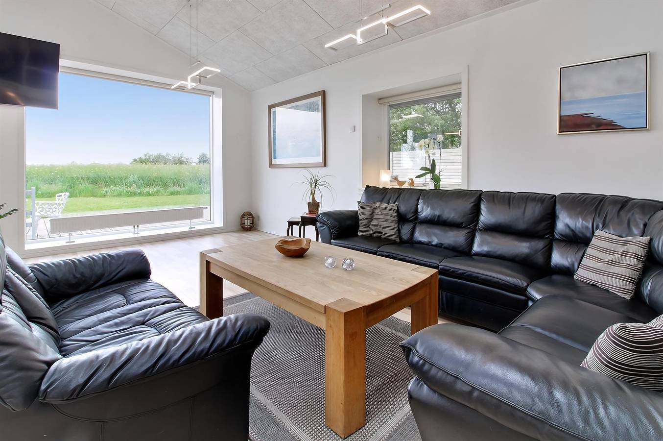 Stunning home in Bredebro w/ Wifi and 4 Bedrooms in Tondern en omgeving
