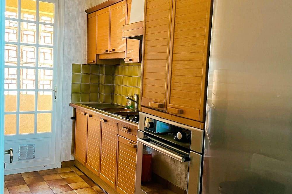 Geheel appartement, Appartement T3, à 10 min de Bastia, Terrasse vue Mer, 100m de la Plage in Miomo, Santa-Maria-di-Lota
