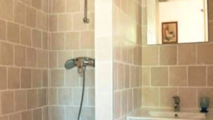 Gîte pour 5 personnes, avec Terrasse ainsi que Jardin et Piscine à Fontaine-de-Vaucluse - 4