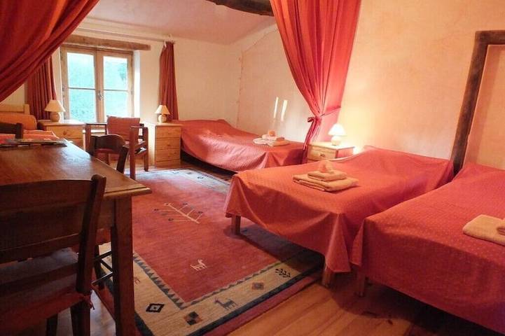 Location de vacances pour 4 personnes, avec piscine à Montverdun - 4