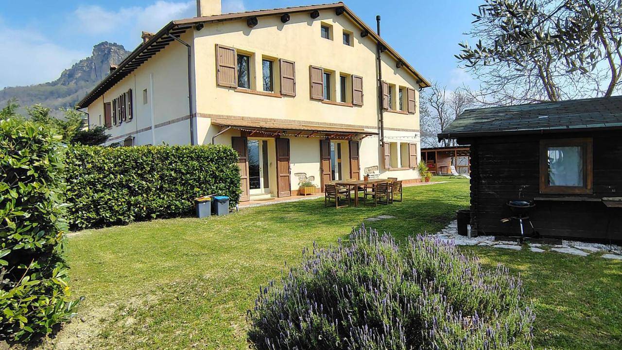 Cały apartament wypoczynkowy, Twin Room with Mountain View in Monzuno, Prowincja Bolonia