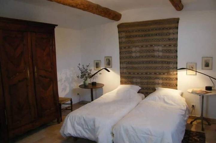 Location de vacances pour 9 personnes, avec terrasse et jardin, animaux acceptés à Montclus - 3