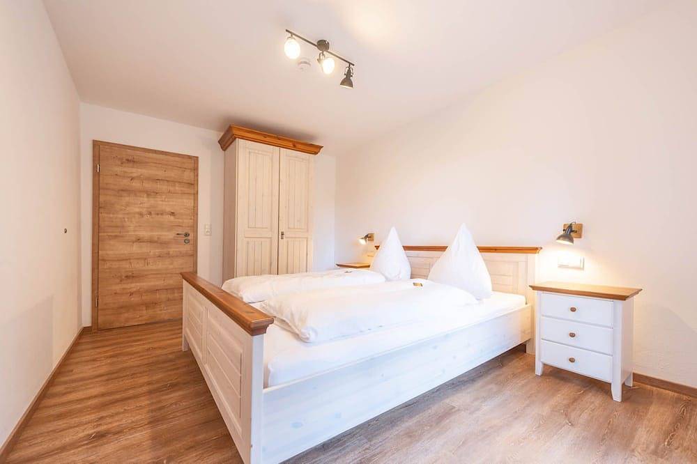 Ganze Wohnung, Ferienwohnung  mit Terrasse und zwei Schlafzimmer in Breitenberg, Ostbayern