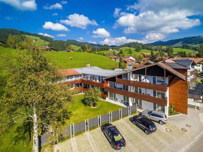 Ferienhaus für 7 Personen, mit Sauna und Garten sowie Pool und Balkon, kinderfreundlich in Oberstaufen - 3