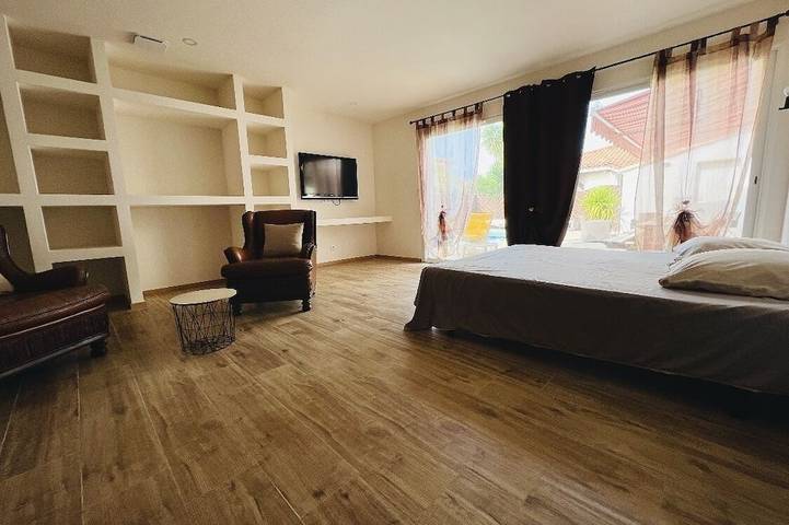 Villa pour 14 personnes, avec jardin, animaux acceptés au Le Grau-du-Roi - 3