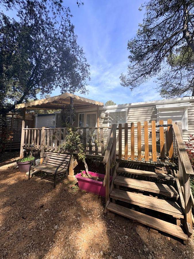 Camping la sainte baume in Nans-les-Pins, Région de Brignoles