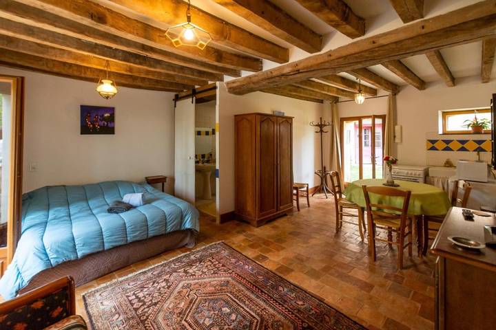 Gîte pour 2 personnes, avec jardin et terrasse à Mézeray (Sarthe)
