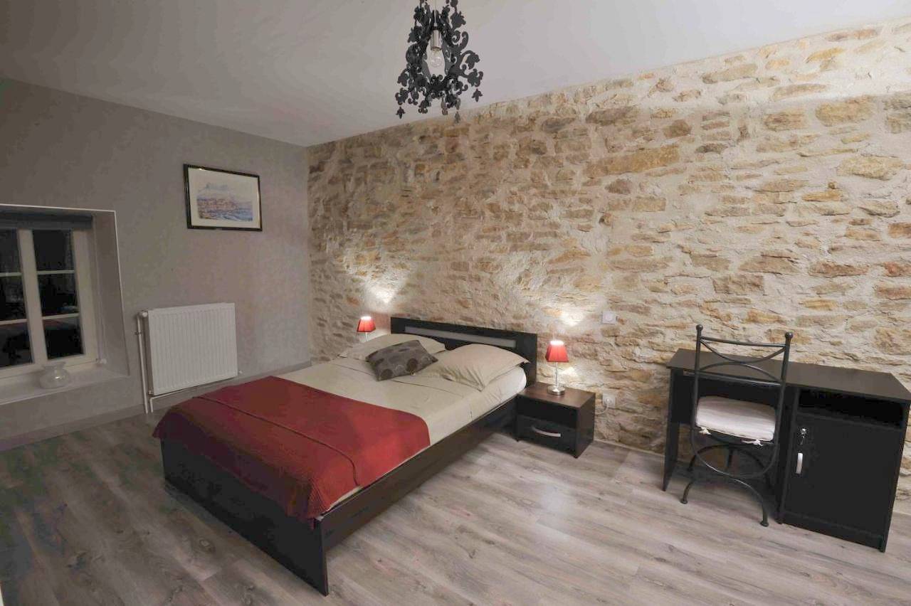 Les Chambres d'Eponine in Saints-Geosmes, Haute-Marne