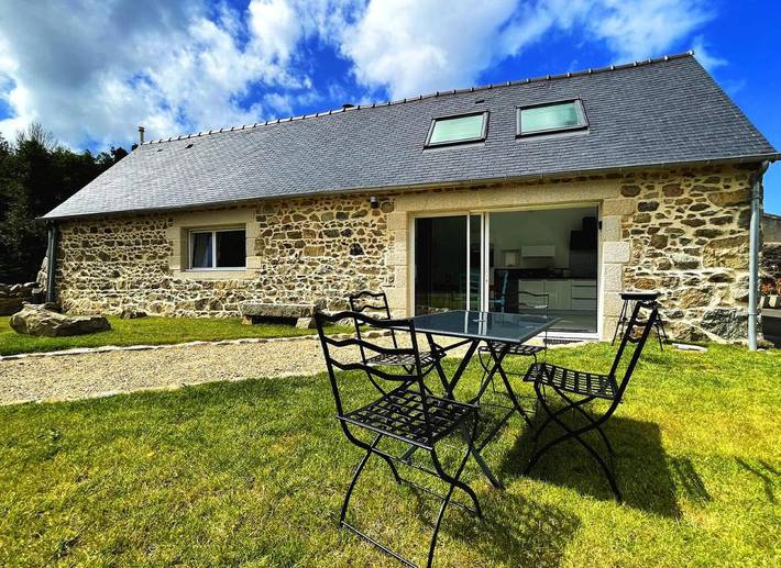 Maison d’hôte pour 4 personnes, avec Jardin à Pleubian