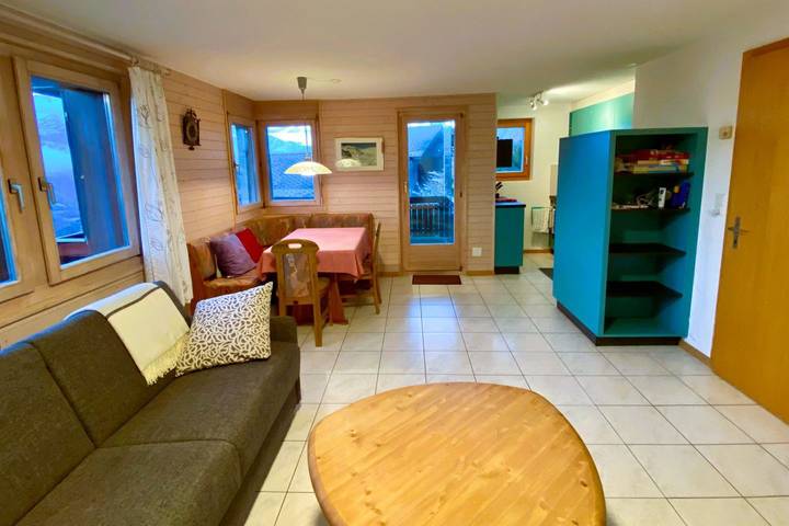 Gîte pour 4 personnes, avec balcon/terrasse ainsi que vue et balcon à Bettmeralp - 3