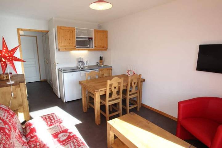 Chalet pour 6 personnes, avec balcon et piscine à Fontcouverte-la-Toussuire
