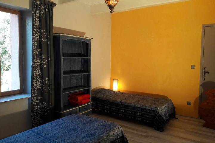 Location de vacances pour 4 personnes, avec terrasse et jardin à Mondragon - 4