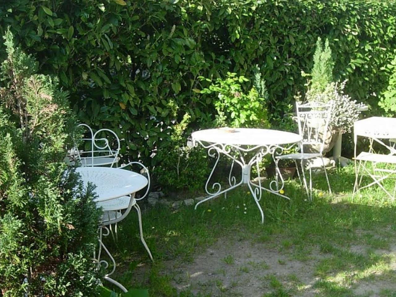 Appartement entier, Appartement confortable au cœur de Vitrac - 40 m² - Vue sur jardin in Vitrac (Cantal), Région d'Aurillac