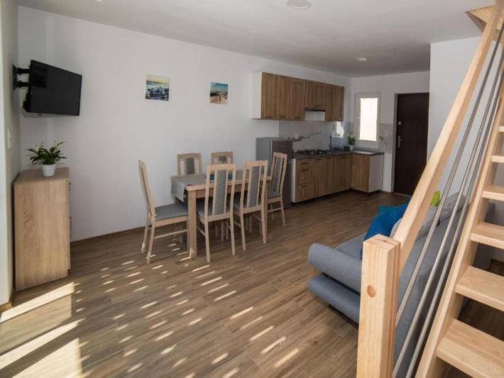 Komfortables, zweistöckiges Ferienhaus, Sommerpool in Powiat Sławieński