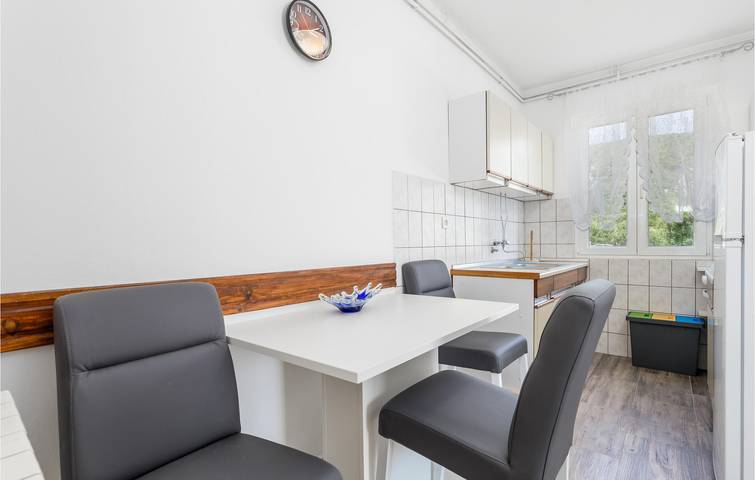 Ferienwohnung für 3 Personen, mit Terrasse in Banjol - 4