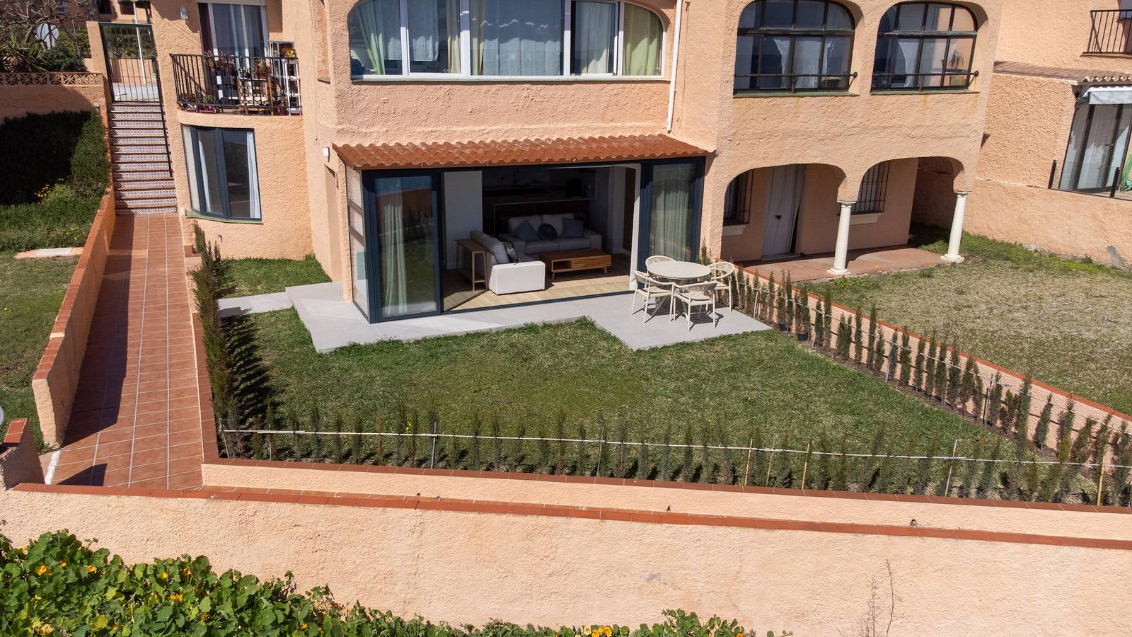 Casa Ventura – Charming Beachside Apartment with G in Playa El Bombo, Mijas