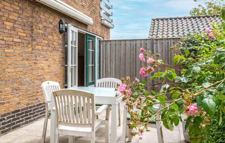 Ferienwohnung für 2 Personen, mit Terrasse und Garten