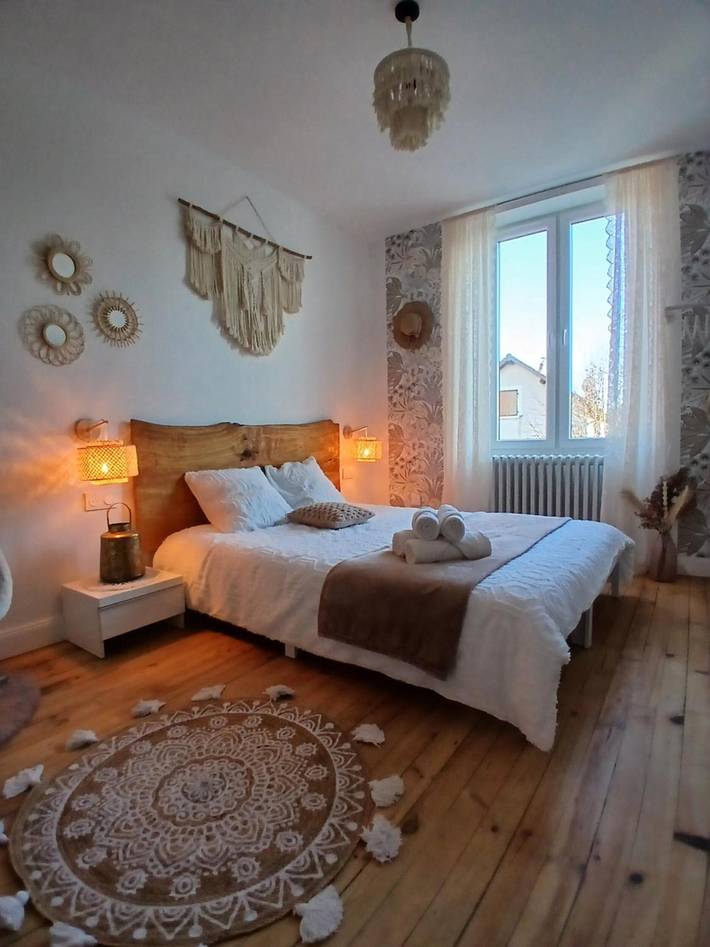 Chambre d’hôte pour 2 personnes, avec jardin, adapté aux familles dans les Alpes francaises