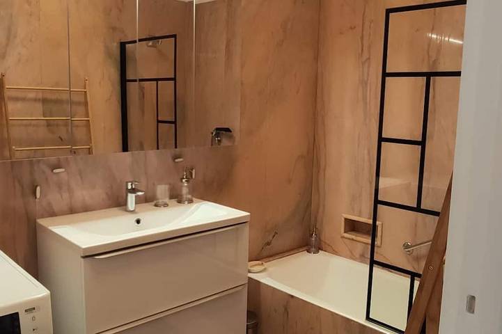Ganze Wohnung, Azurie Sea View Apartment in Juan-les-Pins, Antibes