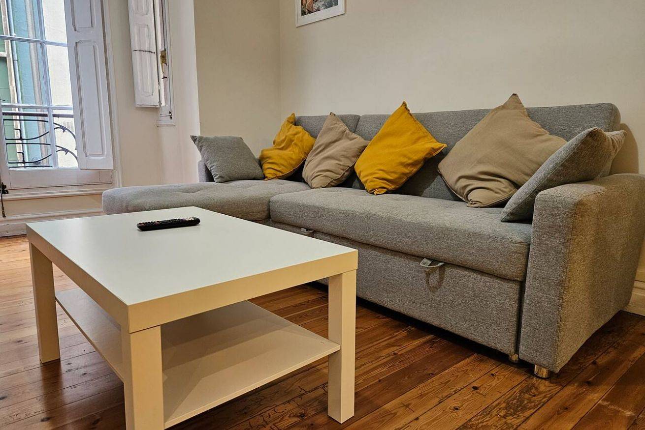 Apartamento entero, 135B2 Precioso Apartamento en Playa in Distrito Centro (Gijón), Gijón