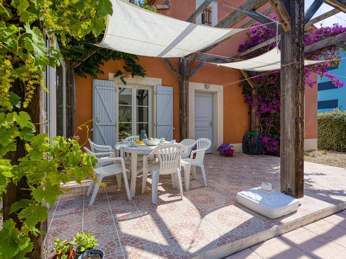 Location de vacances pour 6 personnes, avec Terrasse et Jardin dans Narbonne Plage