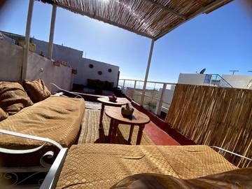 Maison d’hôte pour 2 personnes, avec terrasse à Taghazout (village)