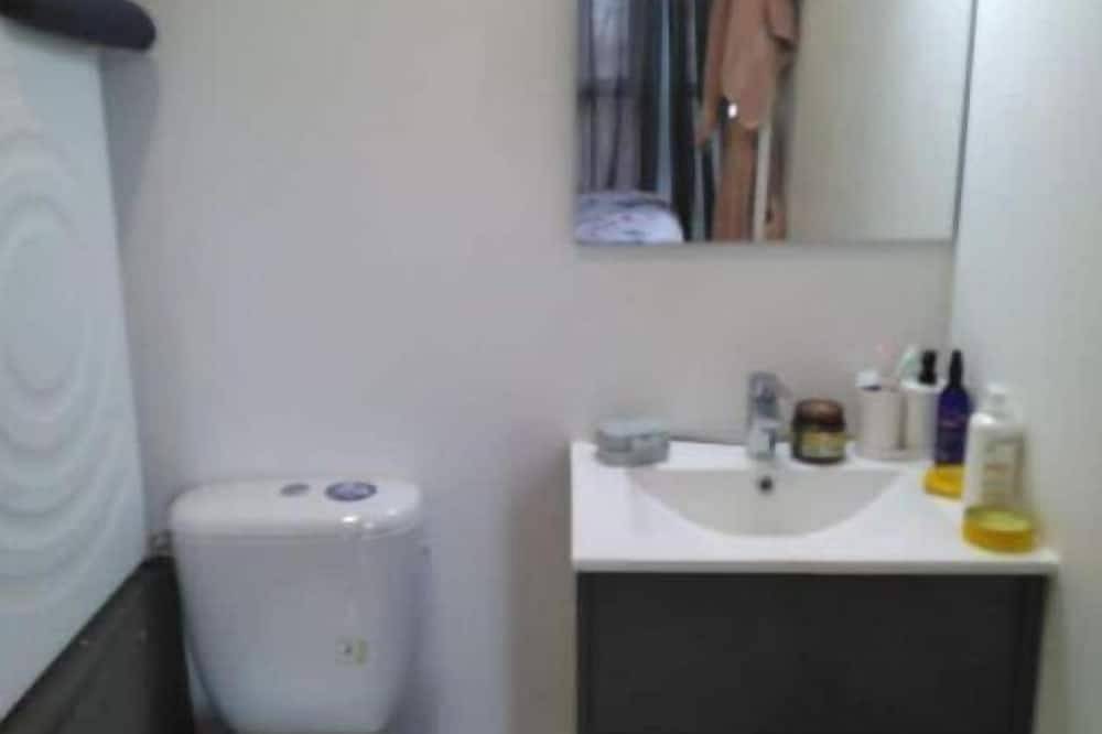 Entire apartment, Orchid Studio in Cachan, Val-de-Marne