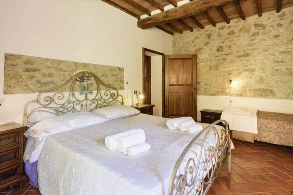 Villa privata nel cuore del chianti con vista su siena in Castellina in Chianti, Chianti