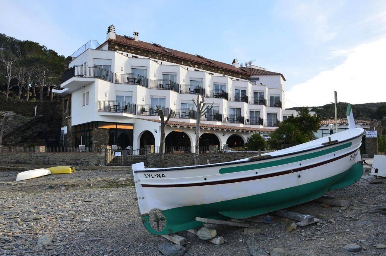 Hotel Llane Petit in Platja del Port d'Alguer (Cadaques), Cadaqués
