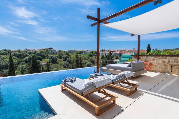 Villa for 6 people, with Balcony in Meganisi