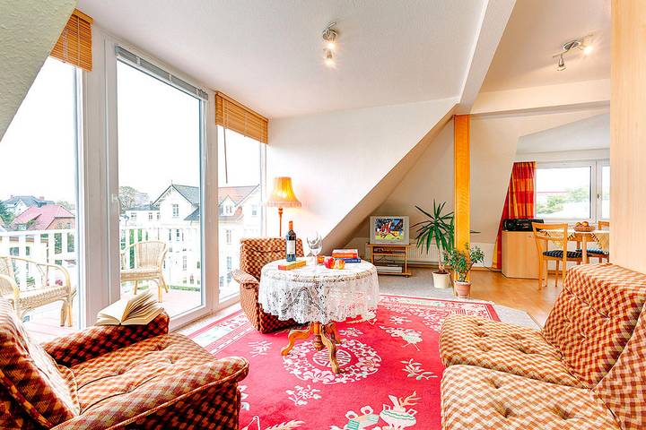 Ferienwohnung für 2 Personen, mit Balkon an der Ostsee - 2